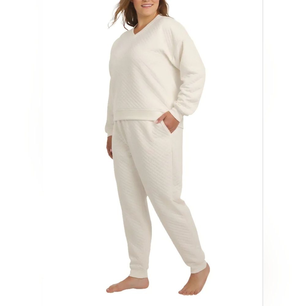 Lands' End Women's Cream Quilted 2 Piece Lounge Set NWT - Picture 2 of 5